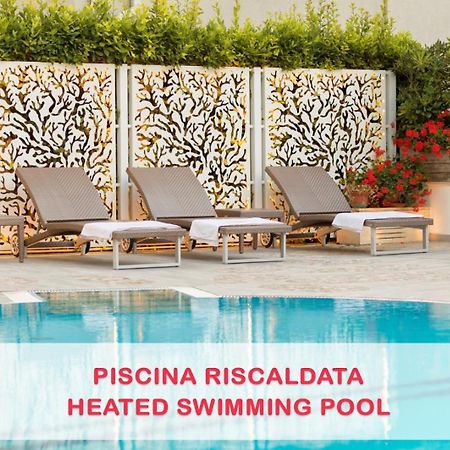 Hotel Feldberg Riccione Bagian luar foto